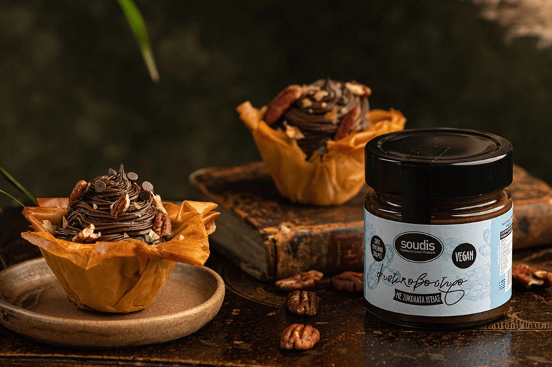 Τάρτα με φύλλο κρούστας με κρέμα σοκολάτα και φυστικοβούτηρο